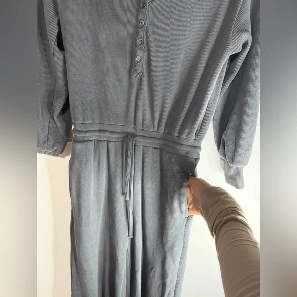 Madden Girl Charcoal Gray Jumpsuit or Romper with hoodie size S - Picture 5 of 6